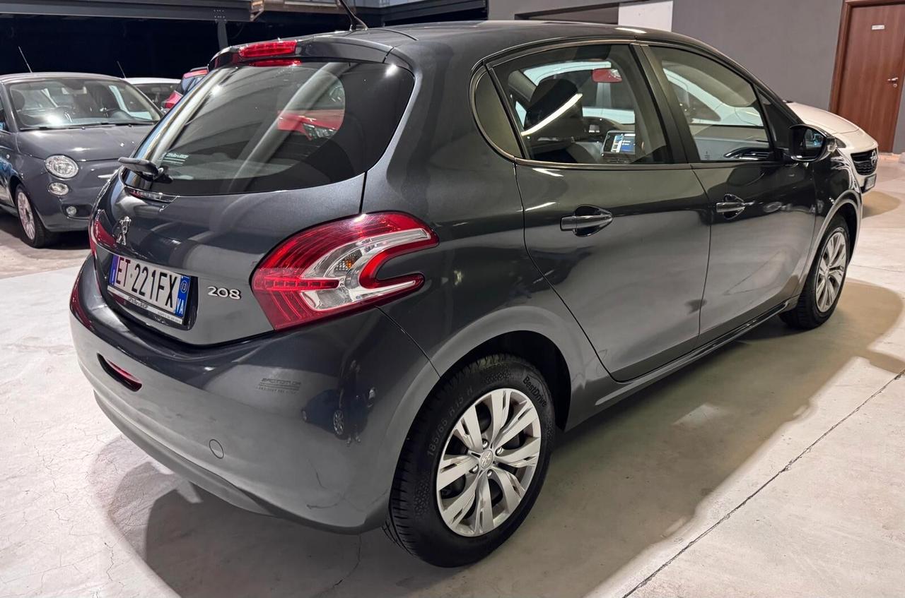 Peugeot 208 Benzina Neopatentati Km 70.000