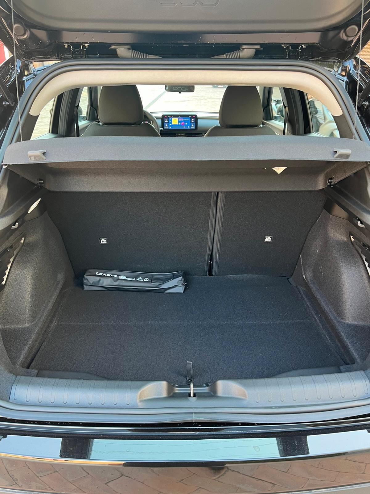 Fiat 600 Hybrid DCT MHEV La Prima TUA A NOLEGGIO GIORNALIERO - MENSILE - LUNGO TERMINE