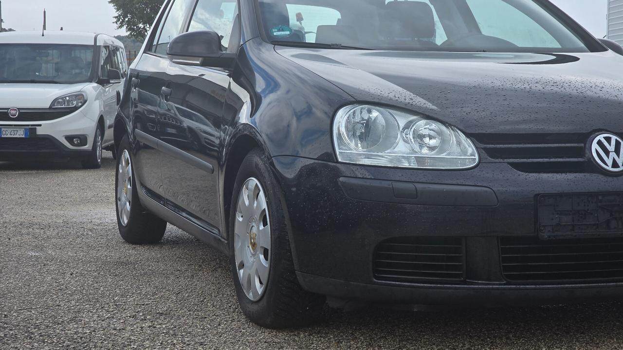 Volkswagen Golf 1.6 5p. Comfortline