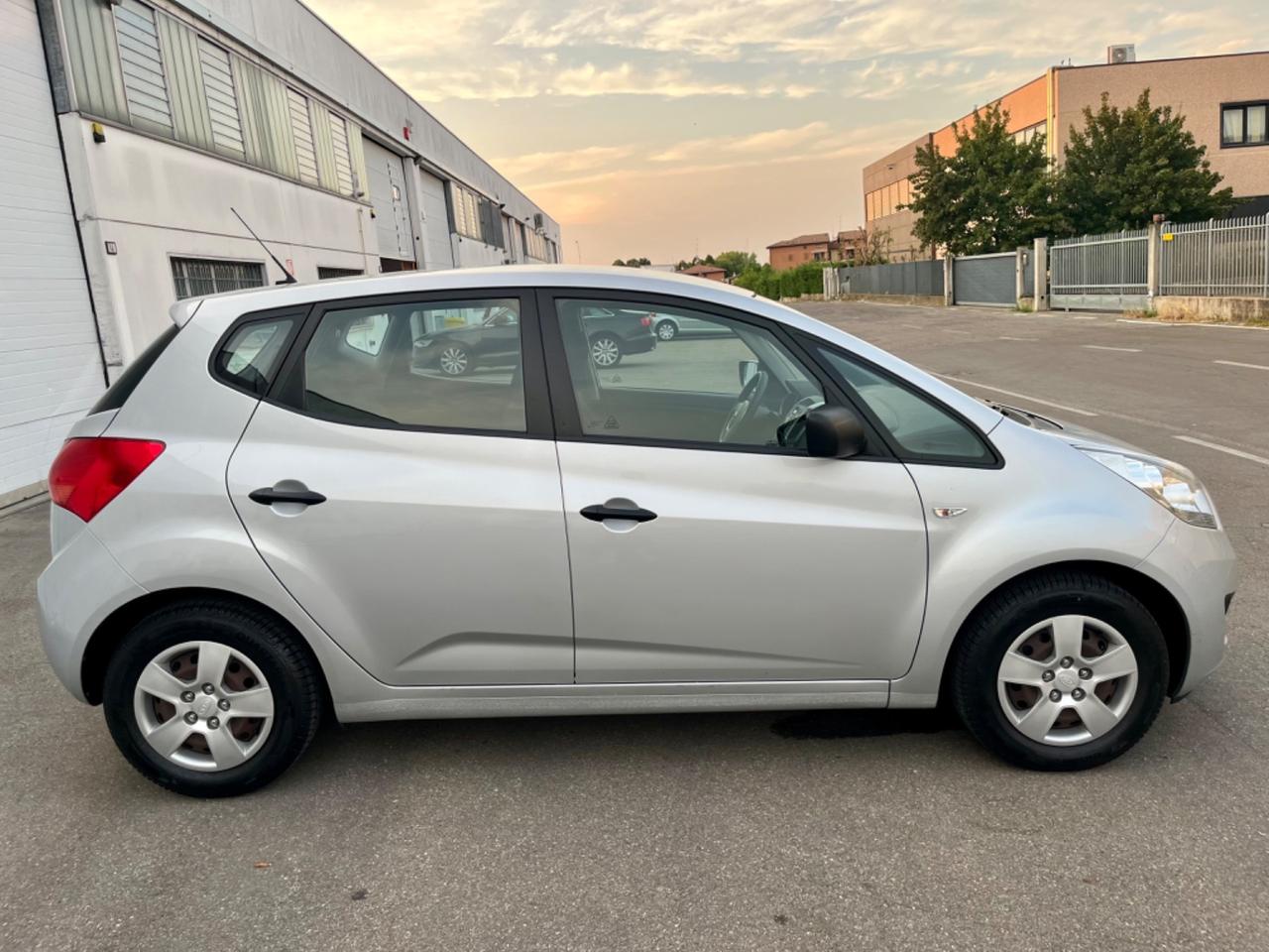 Kia Venga 1.4benz 2010 117.000km per neopatentati