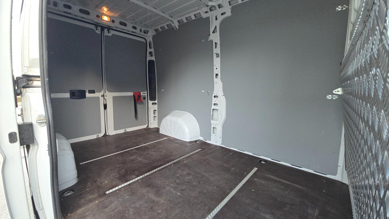 Fiat Ducato 35 2.2 Mjt 140CV PM-TM Furgone