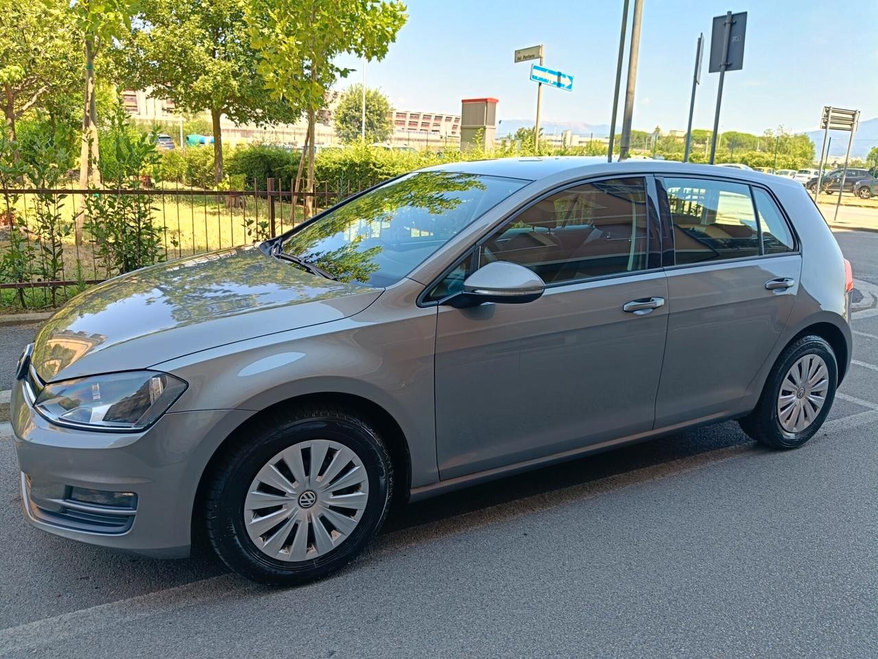 Volkswagen Golf 1.4 Benzina Metano