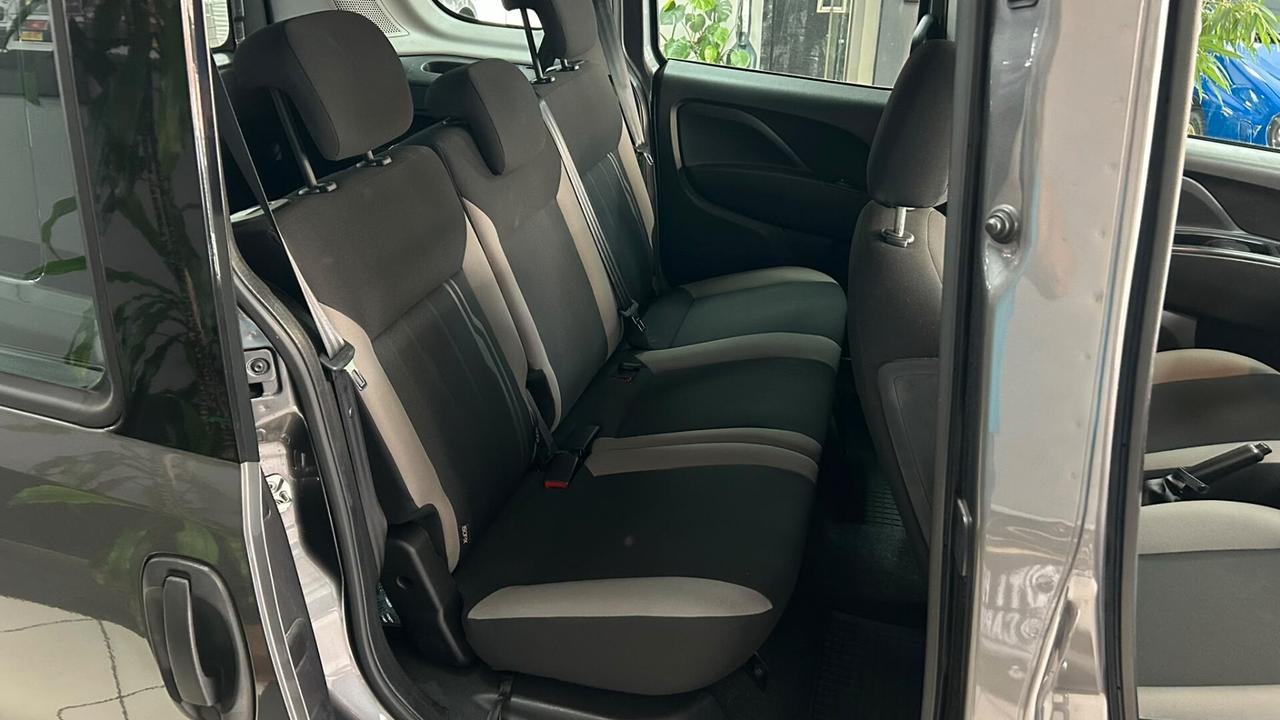 Fiat Doblò 1.6 MJT 105CV Lounge N1