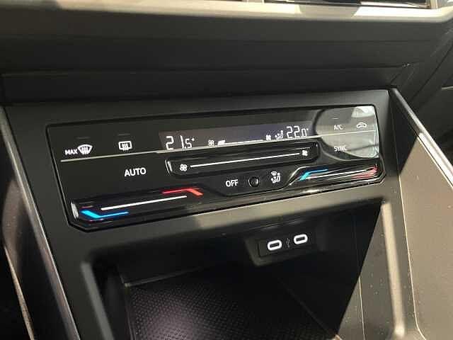 Volkswagen Polo 6ª serie 1.0TSI 95CV Style - IVA ESPOSTA/NEOPATENTATI