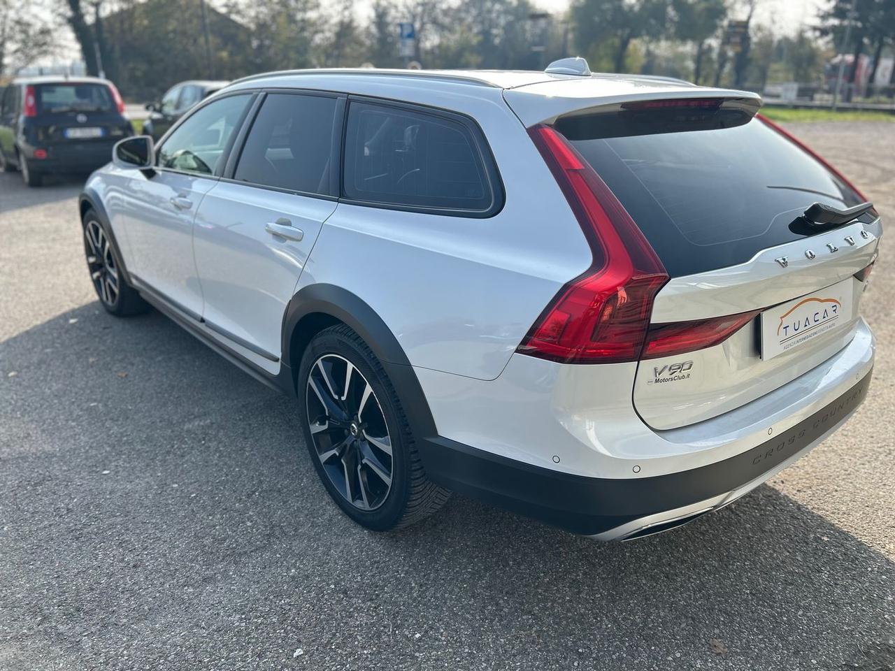 Volvo V90 Pro 2.0 D4 #7690
