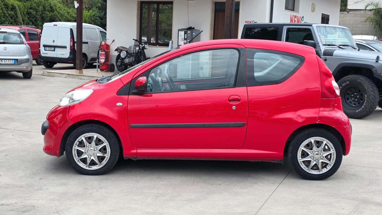 Peugeot 107 1.0 68CV 3p. Sweet Years