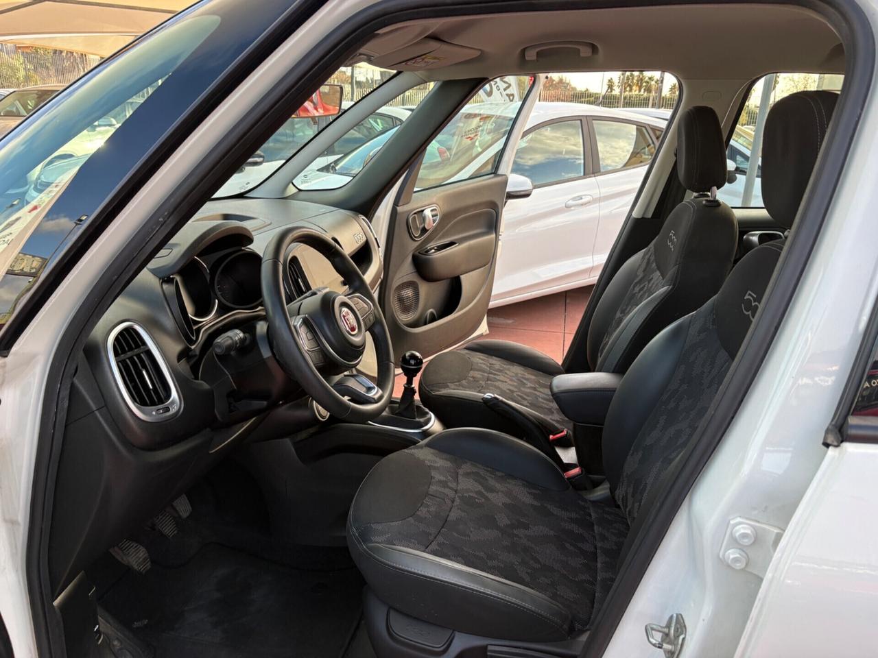 Fiat 500L ......1.6.0.0. Multijet 95 CV Cross