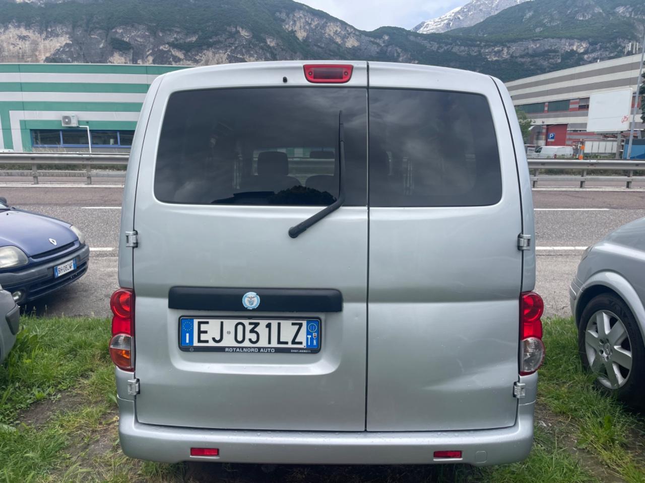 Nissan NV200 1.5 dCi 90CV Combi Efficient E5