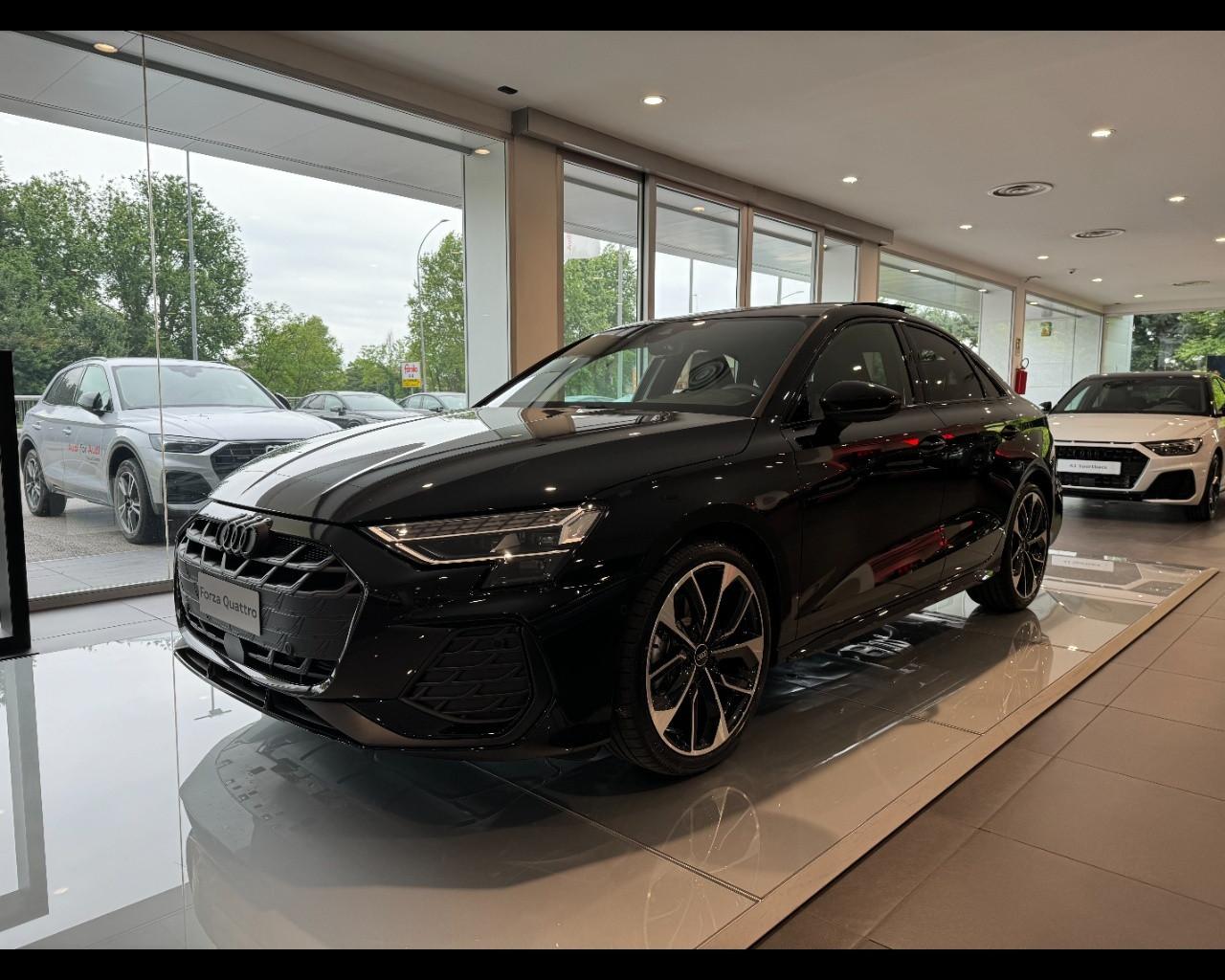 AUDI A3 SEDAN 35 TFSI S-TRONIC S-LINE