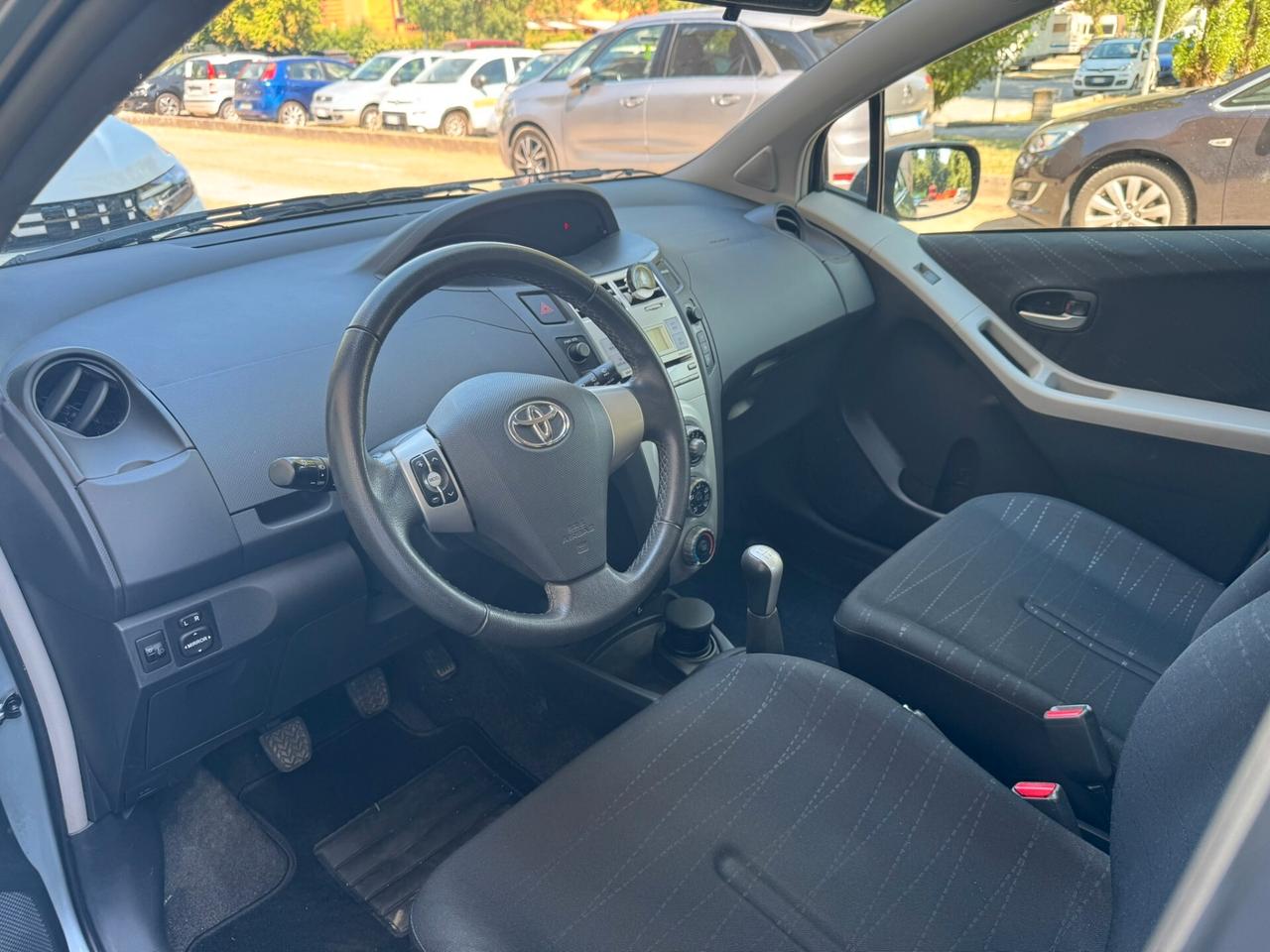 Toyota Yaris 1.3 5 porte Sol
