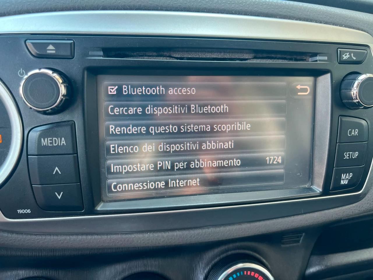 Toyota Yaris 1.0 5 porte Lounge *NEOPATENTATI*