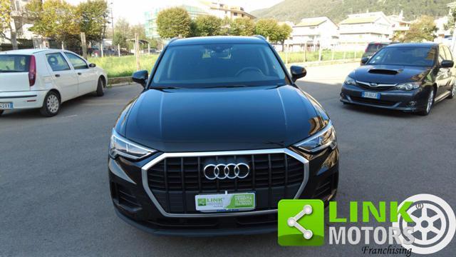 AUDI Q3 35 TDI S tronic Business