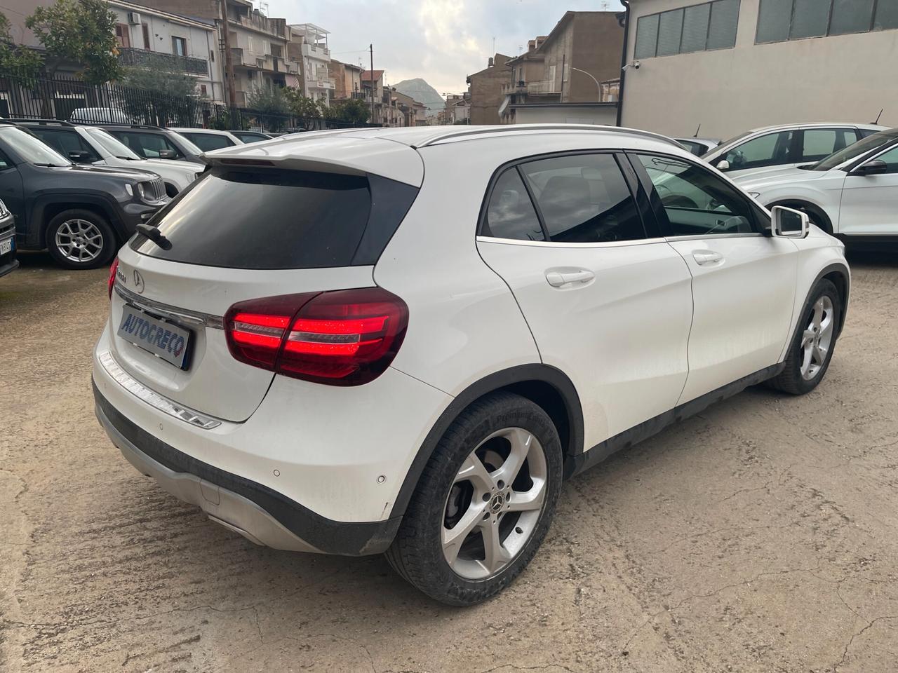 Mercedes-benz GLA 200 GLA 200 d Automatic Sport