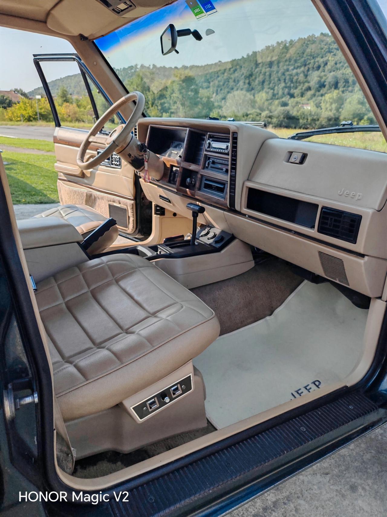 Jeep Cherokee 4.0 BRAIRWOOD (RARISSIMA)