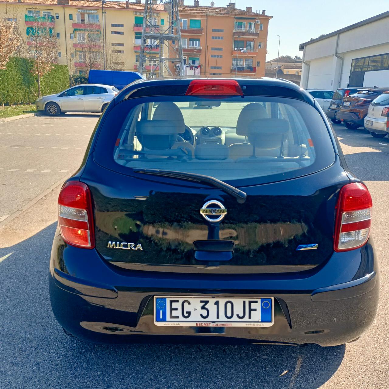 Nissan Micra 1.2 5porte neopatentati garanzia