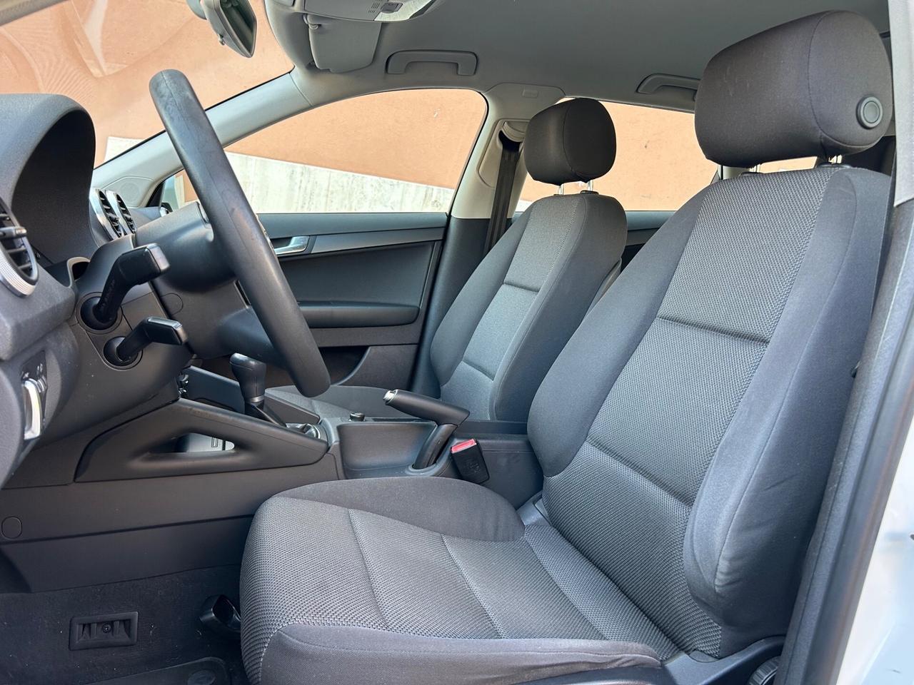 Audi A3 SPB 1.6 TDI tagliandi Audi !!!!’