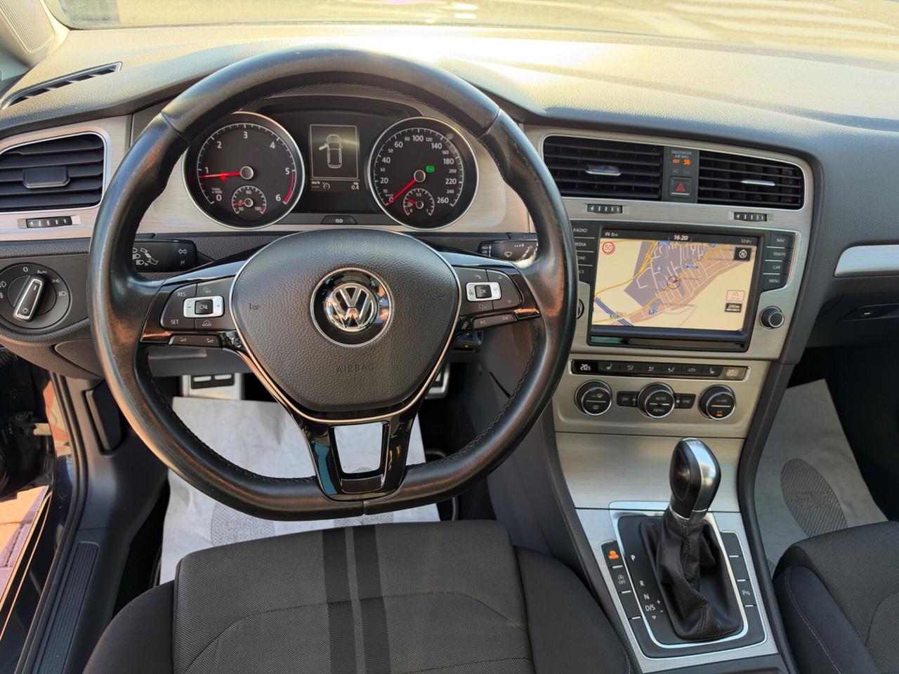 Volkswagen Golf 2.0 TDI DSG 5p. Sport Edition 150CV