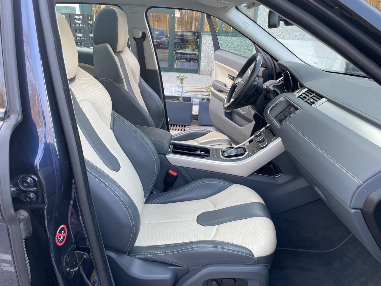 Range Rover Evoque 2.2 TD4 5p. Cerchi*Tetto*Automatik*GANCIO TRAINO*