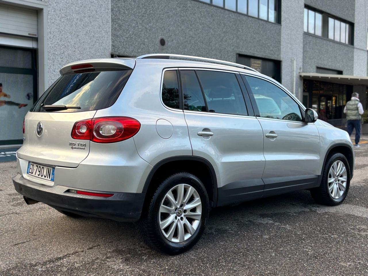 Volkswagen Tiguan 2.0 TDI DPF 4MOTION Sport & Style