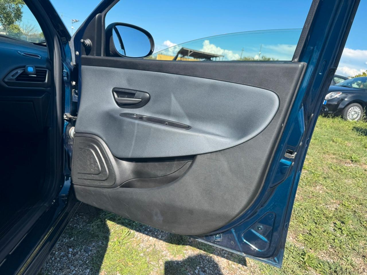 Lancia Ypsilon 1.2 5 porte GPL del 16 SOLO 129.000 KM