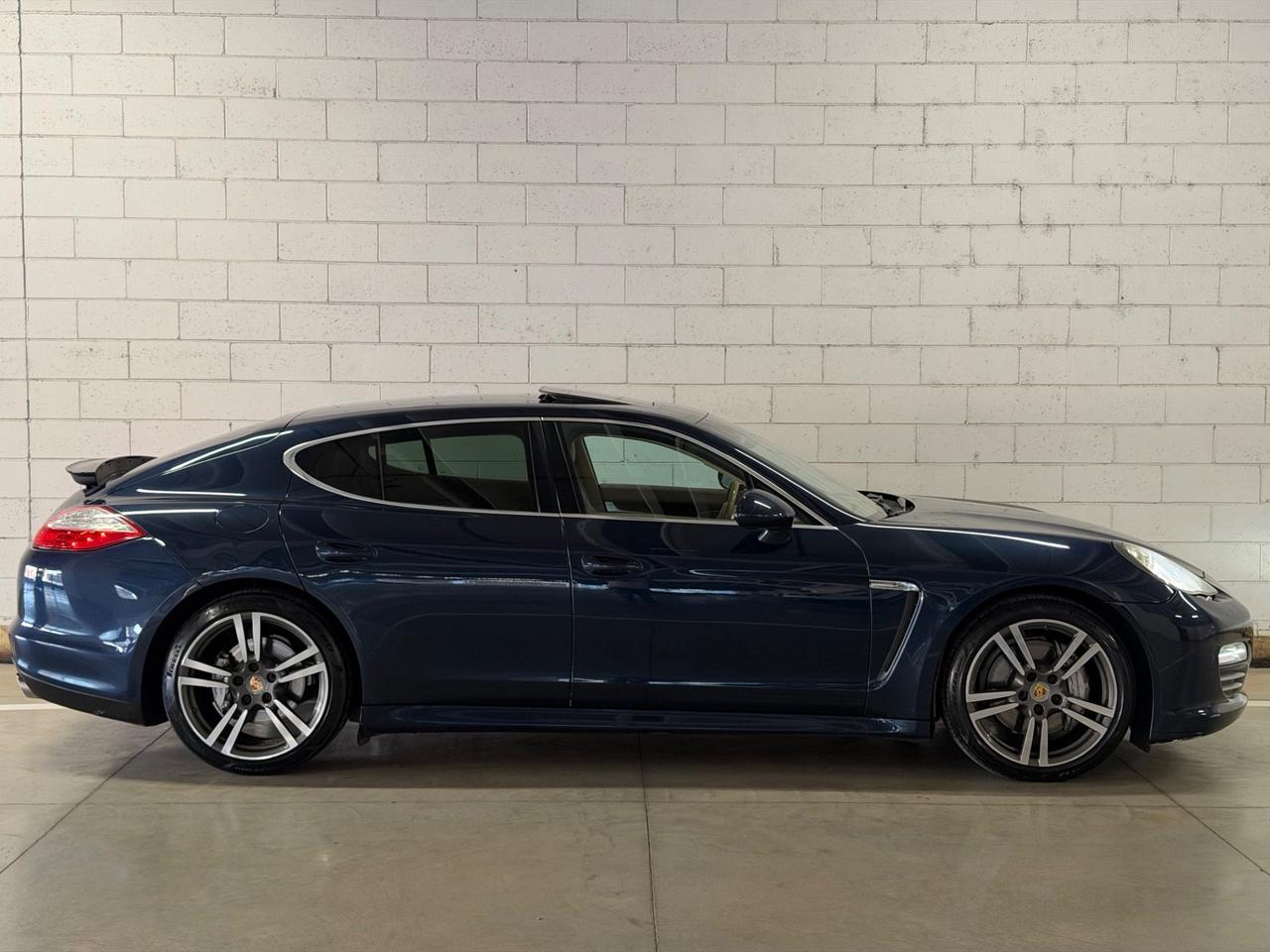 Porsche Panamera 4.8 4S