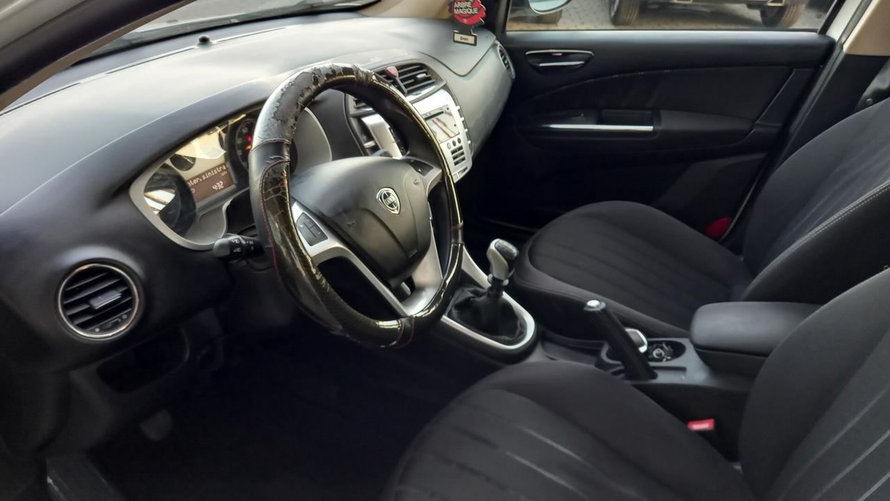 Lancia Delta 1.4 T-Jet 120 CV Argento Ecochic GPL