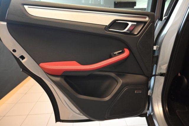 PORSCHE Macan 3.0d S PDK PASM+MBK1 NAVI RADAR18VIE SED.VENT/RISC