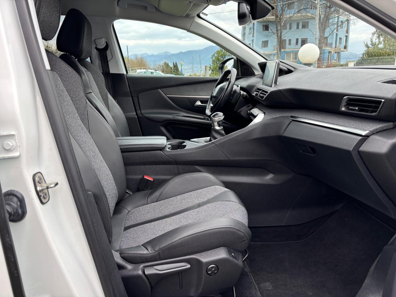 Peugeot 3008 1.5 BlueHDi 130CV S&S Allure-2020