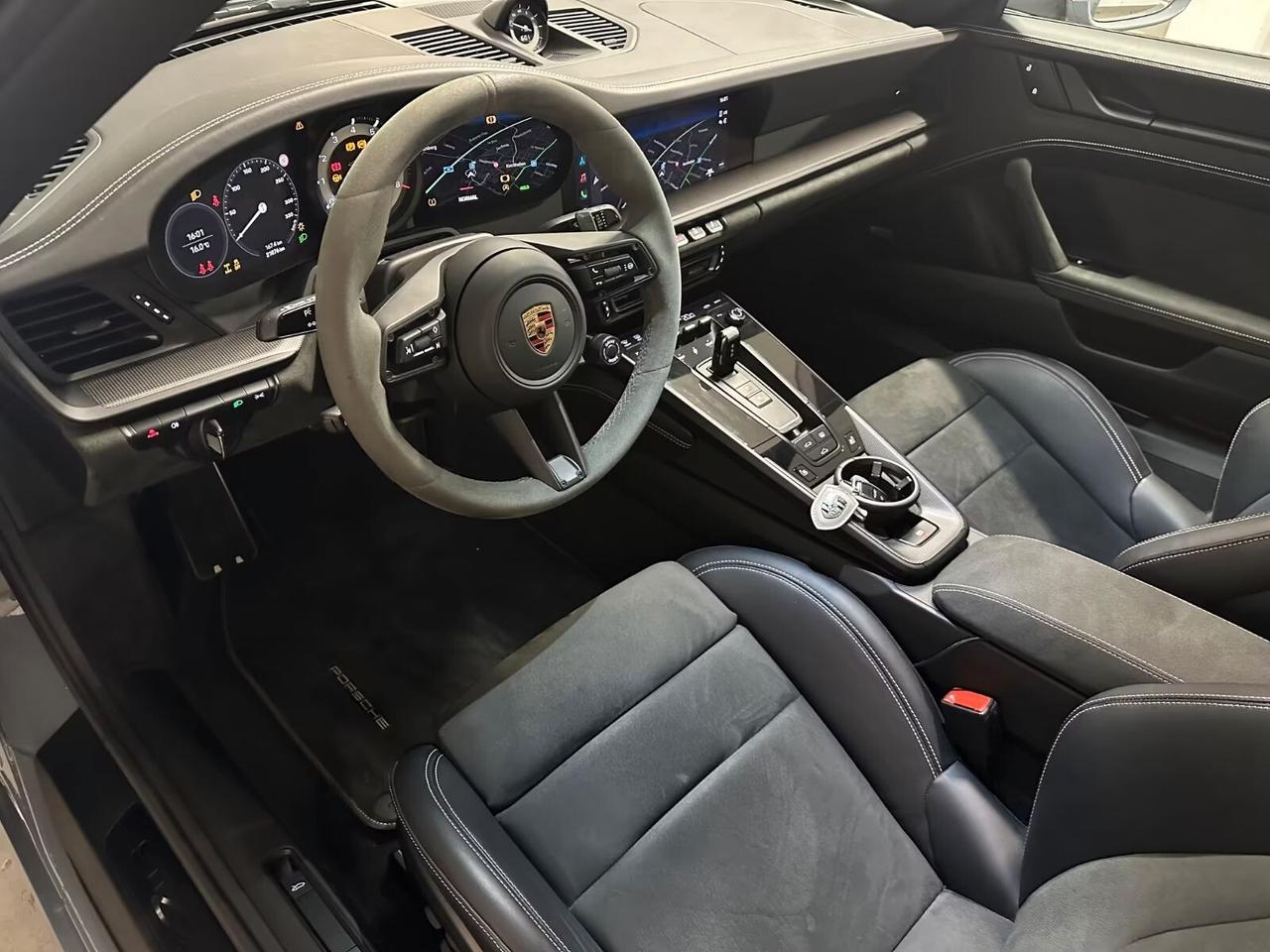 Porsche 992 Carrera 4 GTS AEREO 480CV/ APPROVED / TETTO/ SPORT CRHONO/ PDLS+