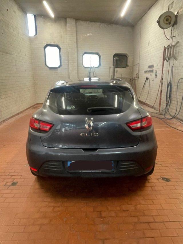 RENAULT Clio 1.2 75CV 5 porte Life