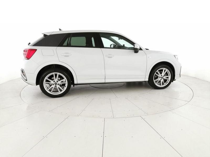 Audi Q2 35 2.0 tdi S line edition s-tronic