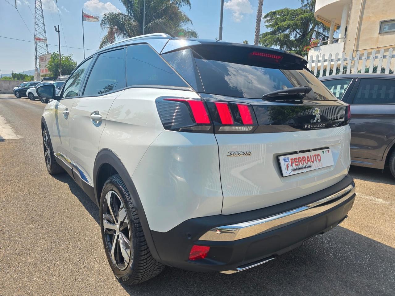 PEUGEOT 3008 TURBO 180EAT8 ALLURE