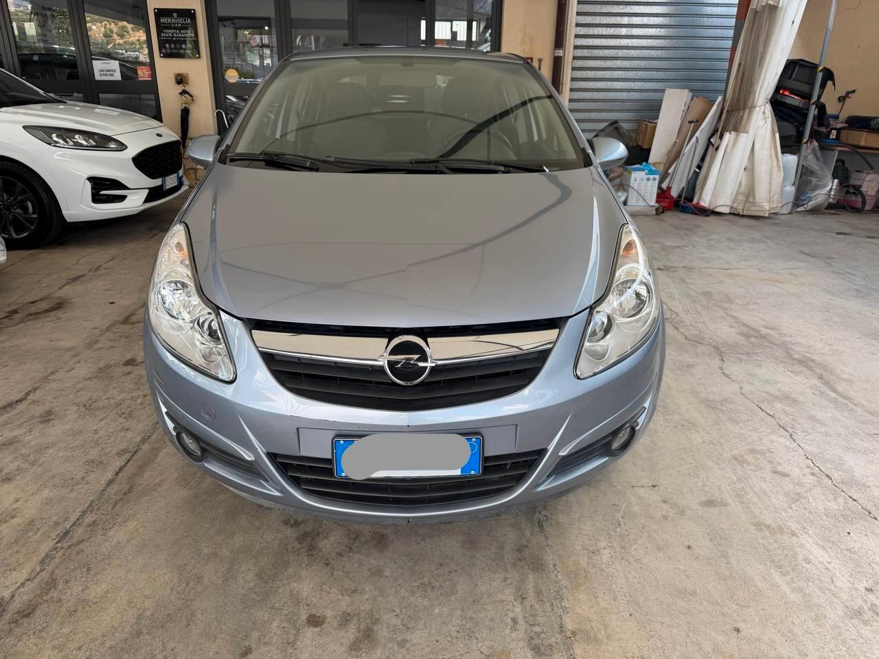Opel Corsa 2010 1.3 75 5pt Targhe nuove