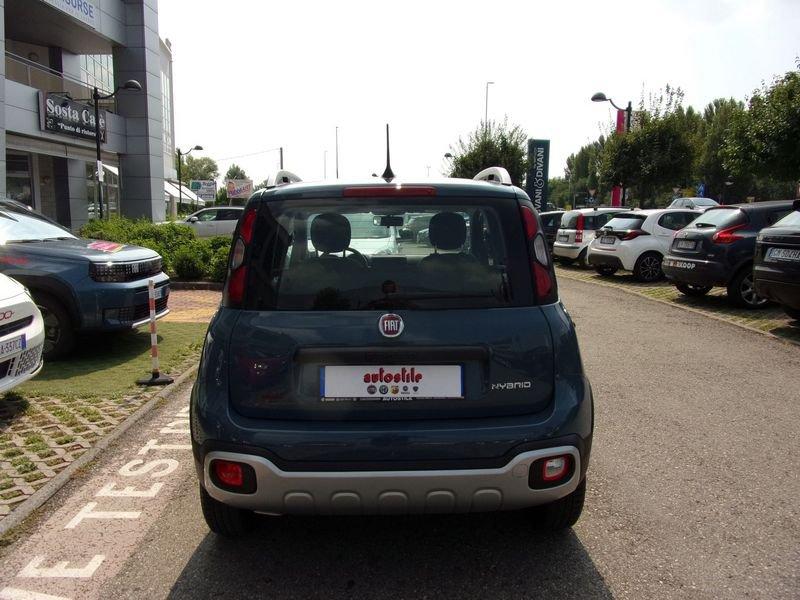 FIAT Panda 1.0 FireFly S&S Hybrid City Cross