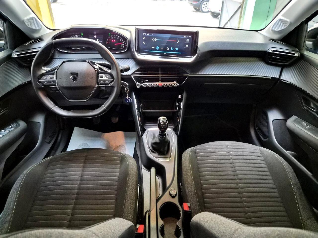 Peugeot 208 1.2 Allure - 2024