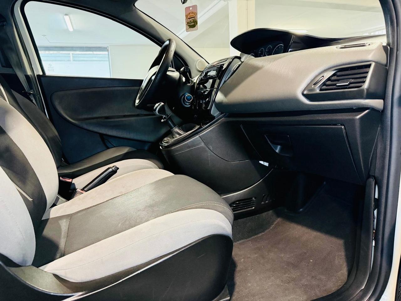 Lancia YPSILON 1.2 GPL 70CV*NEOPATENTATI*