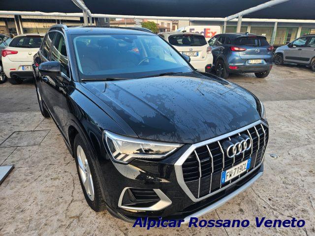 AUDI Q3 45 tdi quattro S tronic Edition