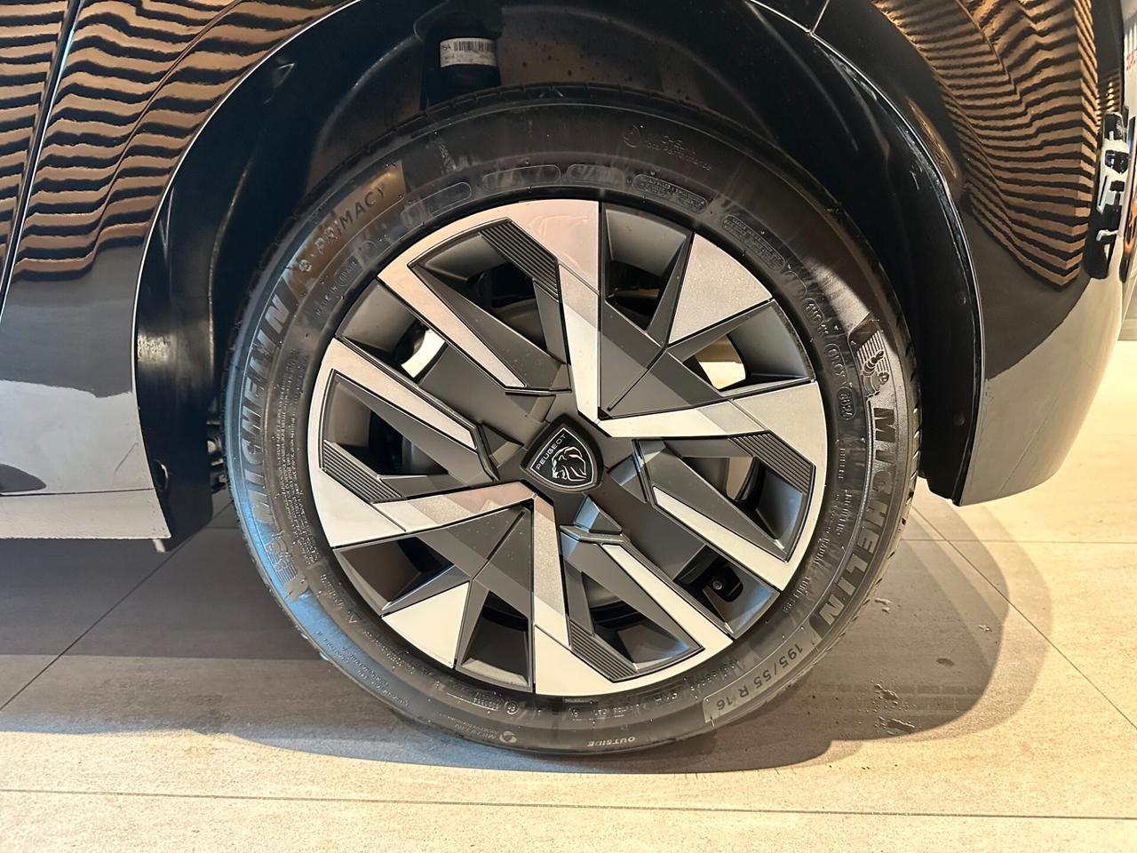 Peugeot 208 PureTech Stop&Start 5 porte Style