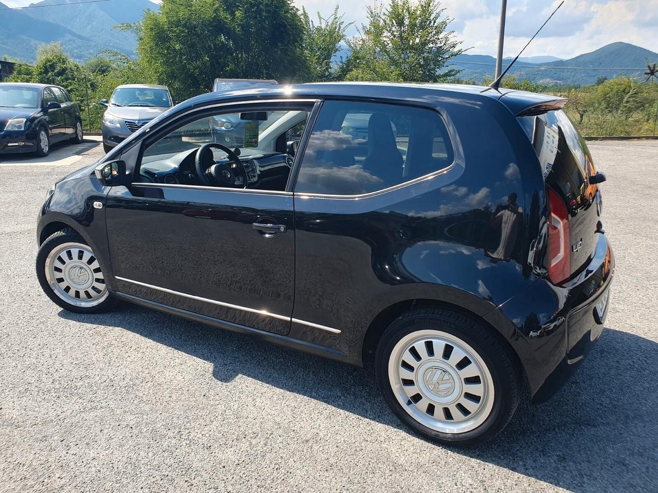 Volkswagen up! 1.0 75 CV 3p. high