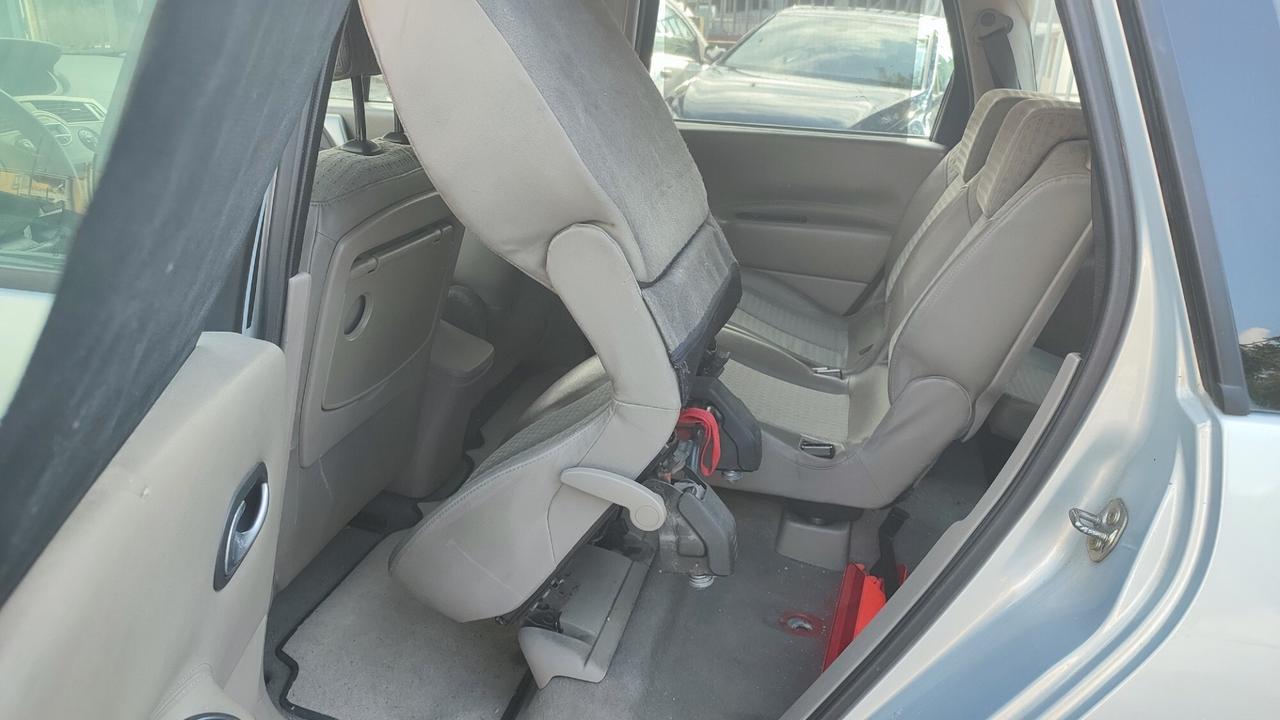 Renault Grand Scenic 7 posti 1.9 dCi Exception