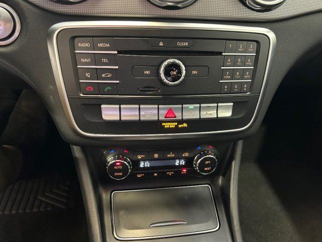 MERCEDES-BENZ GLA 200 Premium
