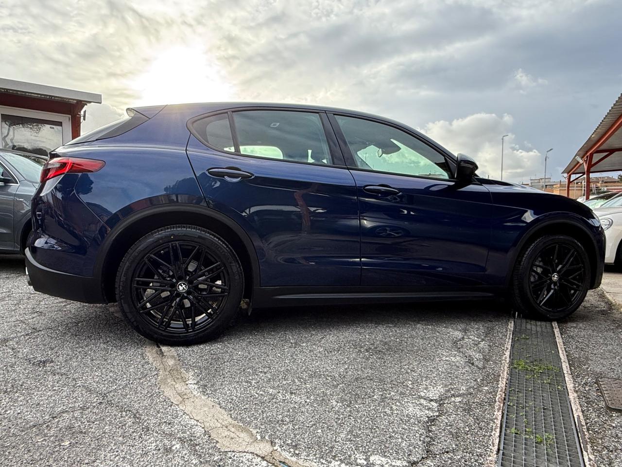 Stelvio 2.2 190 CV AT8 RWD Super-unipro-rate-sport pack