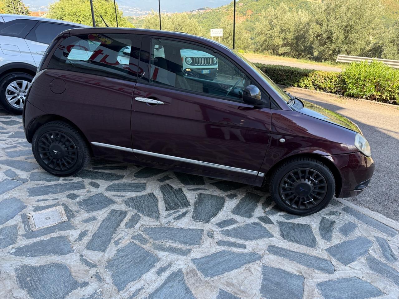 Lancia Ypsilon 1.3 MJT 75 CV MOTORE NUOVO!