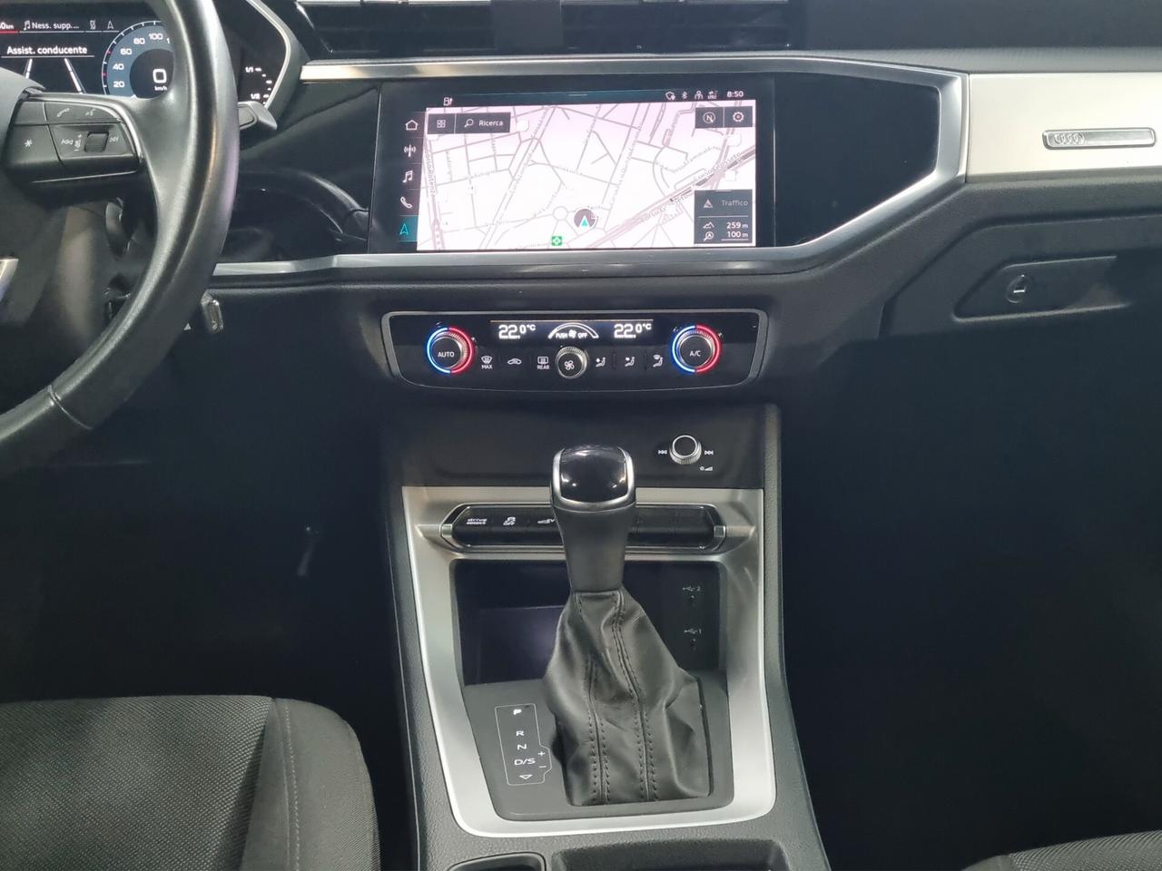 Audi Q3 SPORTBACK 45 TFSI e S tronic Business Plus