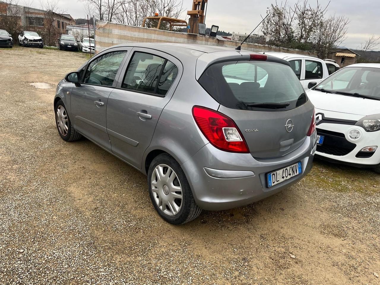 Opel Corsa 1.2 5 porte Easytronic Enjoy