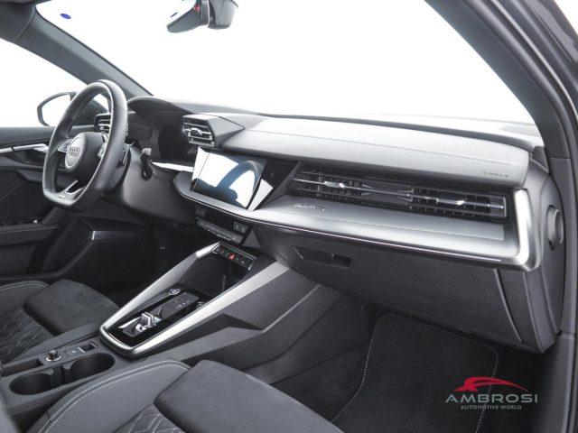AUDI A3 40 TDI quattro S tronic S line edition
