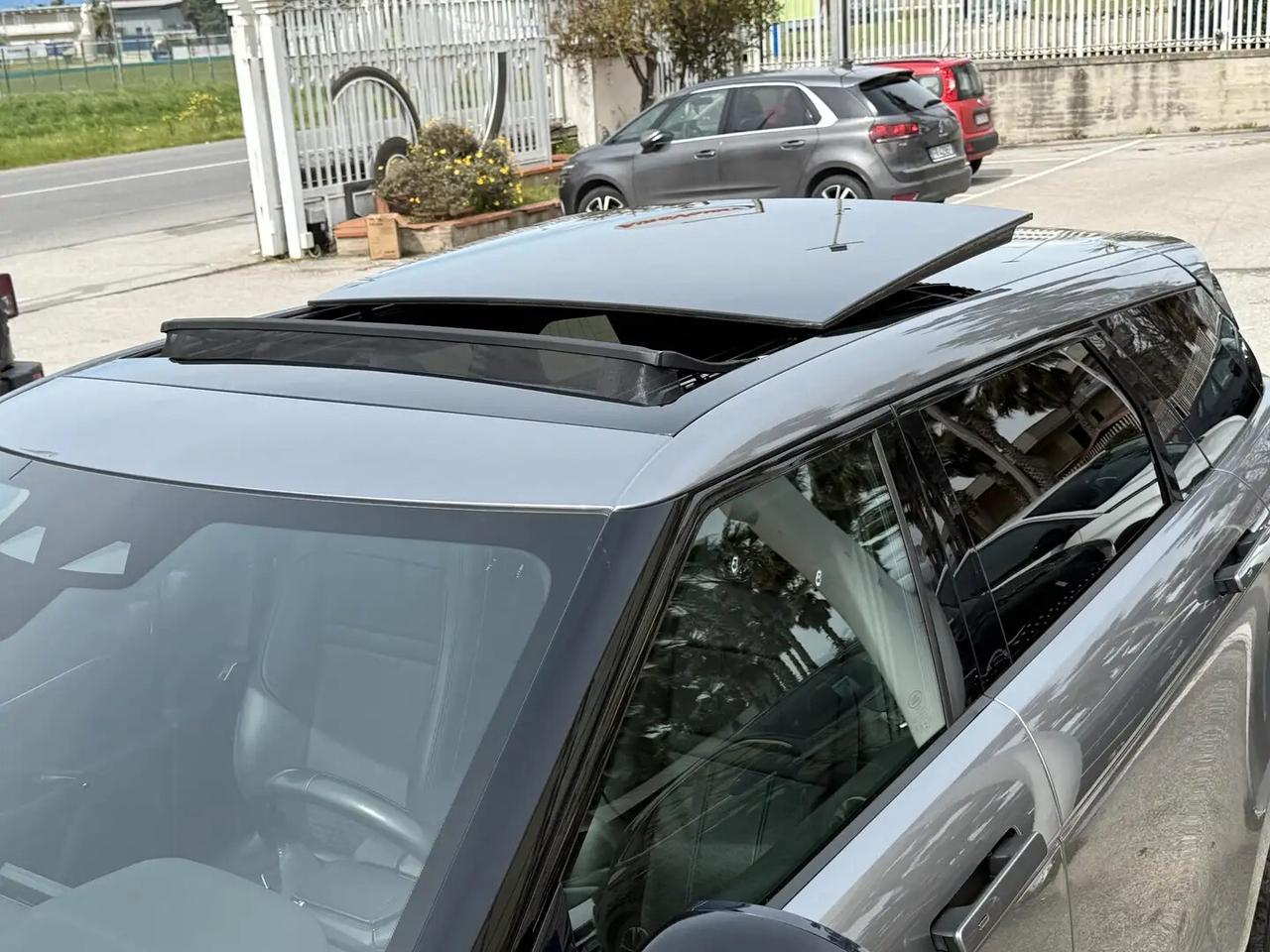 Land Rover Range Evoque 2.0D I4 163 CV AWD Auto R-Dynamic HSE