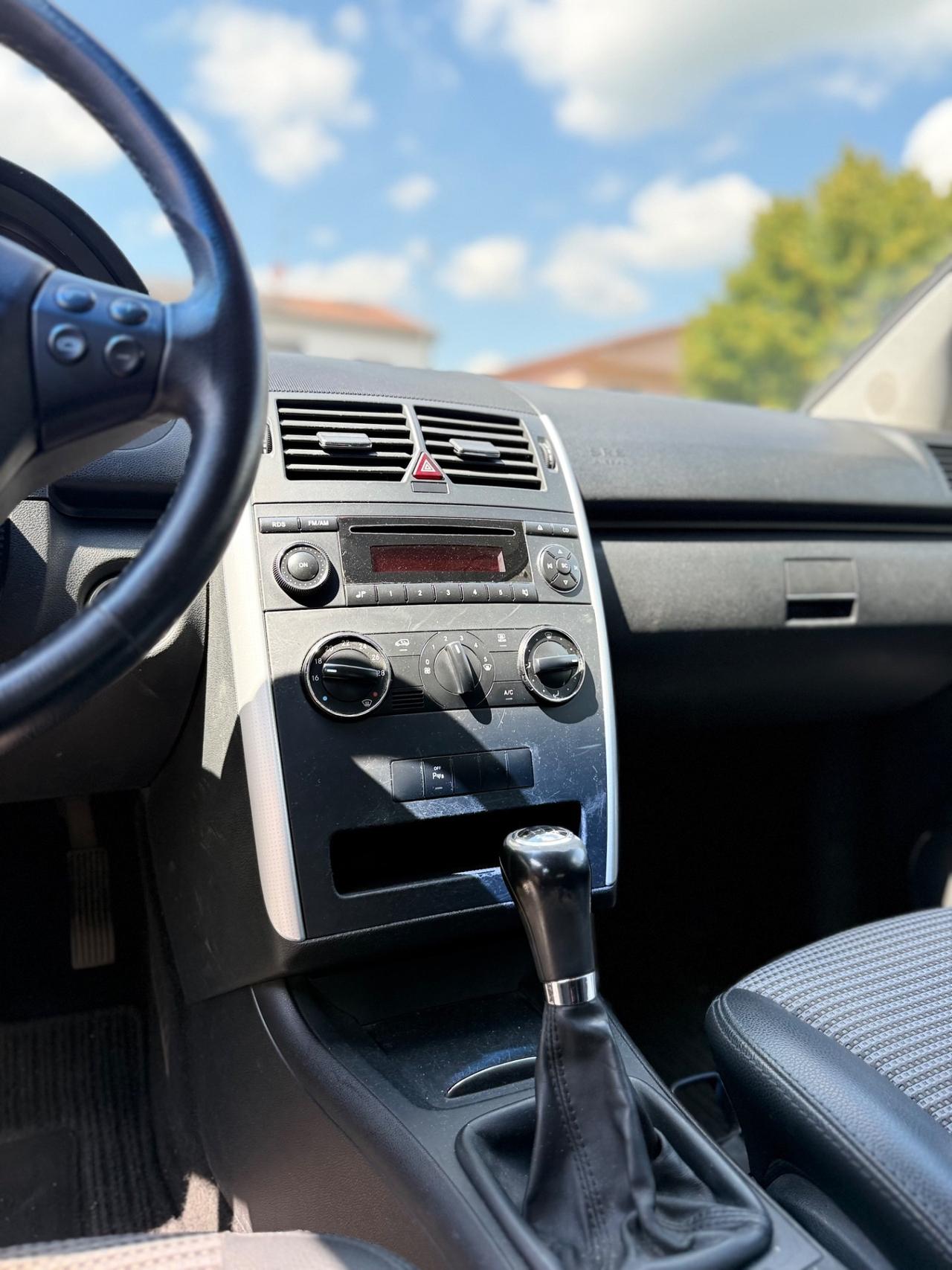 Mercedes-benz A 170 BlueEFFICIENCY Coupé