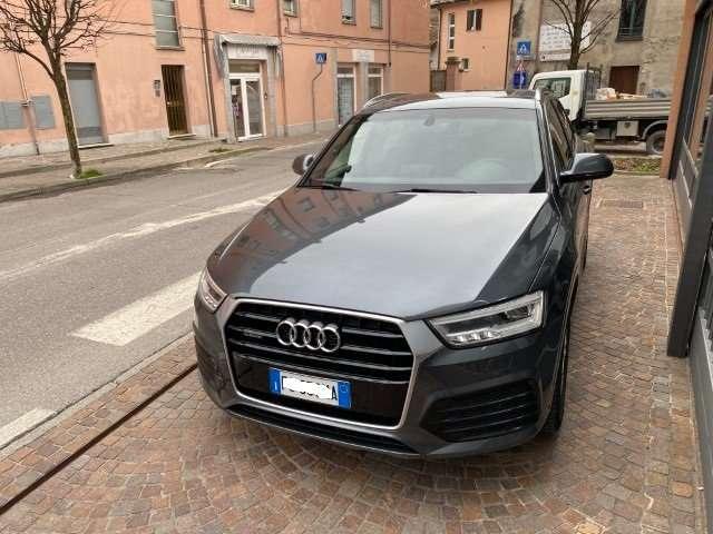 Audi Q3 2.0 TDI S-Line Quattro 150cv S-Tronic