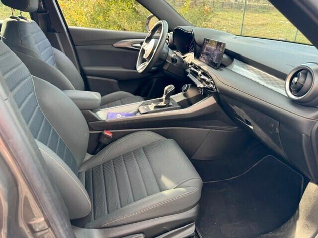 Alfa Romeo Tonale 1.5 160 CV MHEV TCT7 Ti permute e finanziamenti